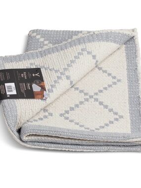 Yellowstone 20" x 30" Rustic Two-Tone Kitchen Mat, Beth Collection